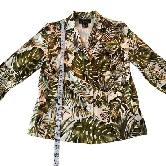 Requirements Spring Bouquet Green White Monstera Lined 4-Button Jacket 8 NWT - Picture 9 of 11